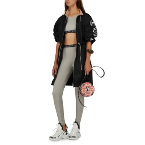 Louis Vuitton Party Bumbag Bracelet - Picture 7 of 10